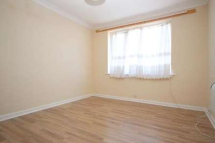 West Avenue, Clacton-On-Sea, CO15 1HA, Image 2