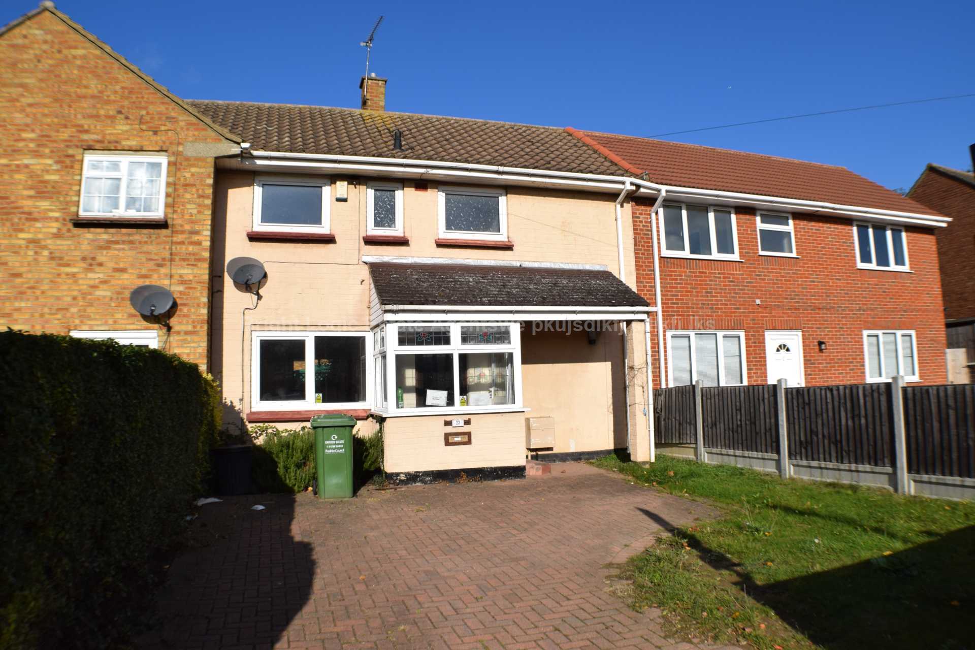 The Slades, Basildon, SS16 4SJ, Image 1