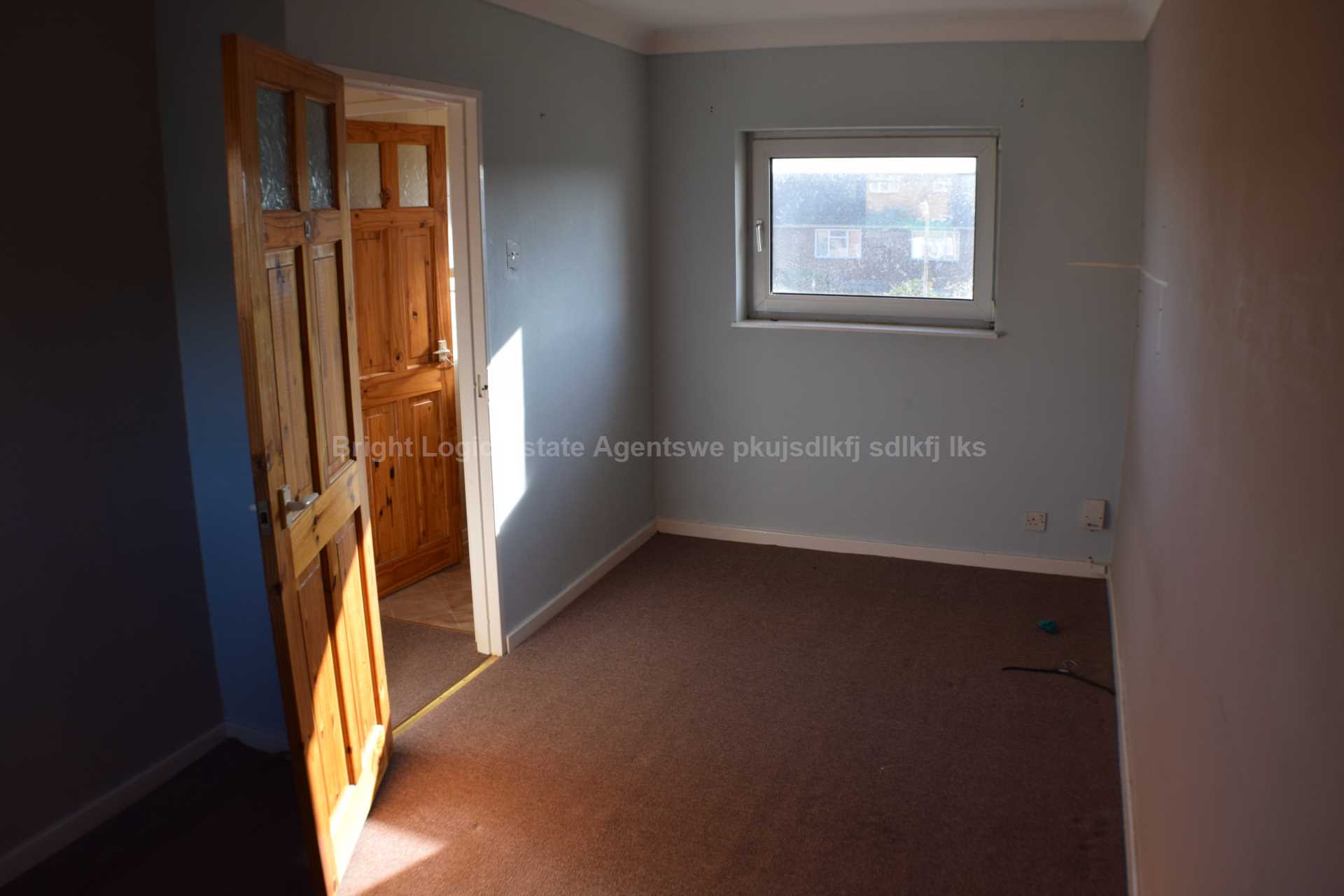 The Slades, Basildon, SS16 4SJ, Image 6