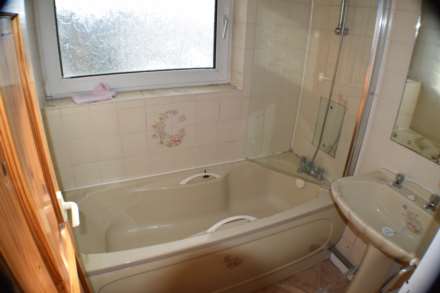 The Slades, Basildon, SS16 4SJ, Image 3