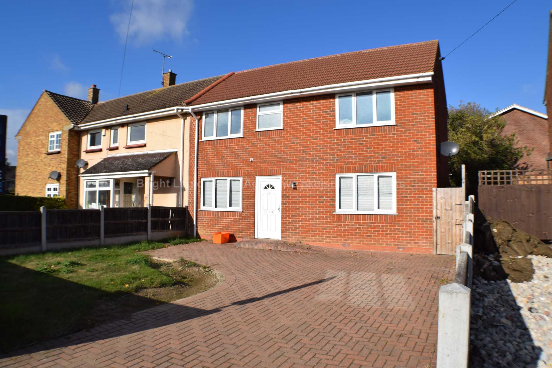 The Slades, Basildon, SS16 4SJ, Image 1