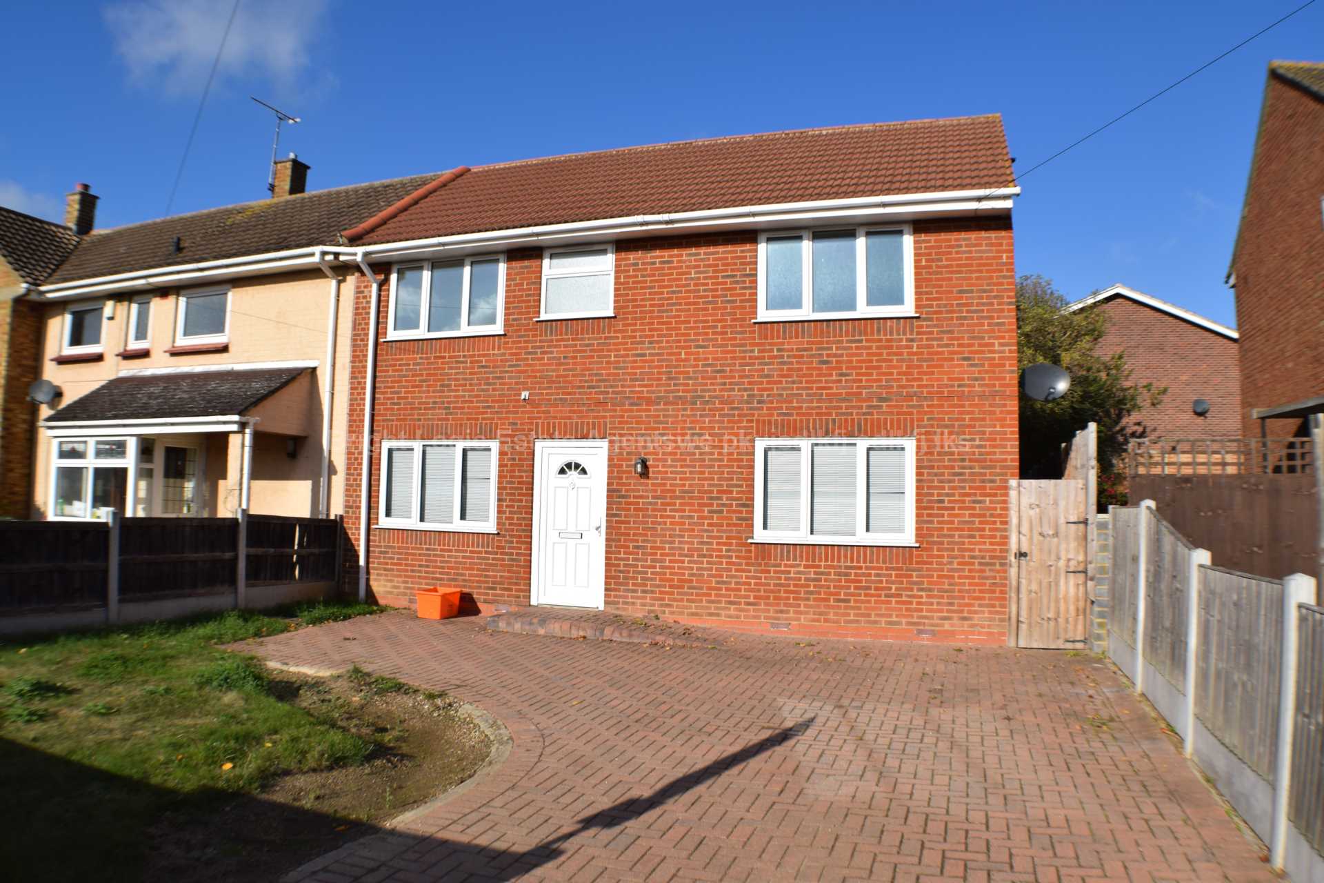 The Slades, Basildon, SS16 4SJ, Image 5