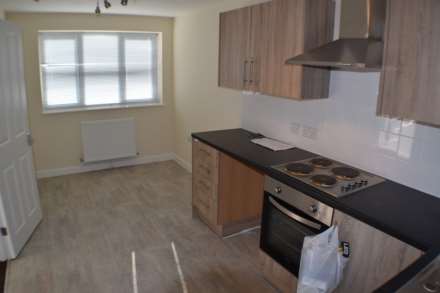 The Slades, Basildon, SS16 4SJ, Image 2