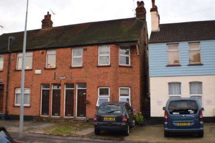 Fairfax Drive, Westcliff On Sea, SS0 9EL, Image 1