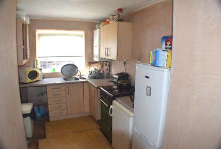 Millard Terrace, Heathway, RM10 8RG, Image 4