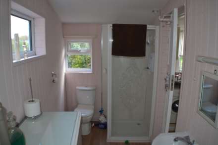 The Chateau, 1 Curtis Mill Lane, RM4 1HS, Image 11