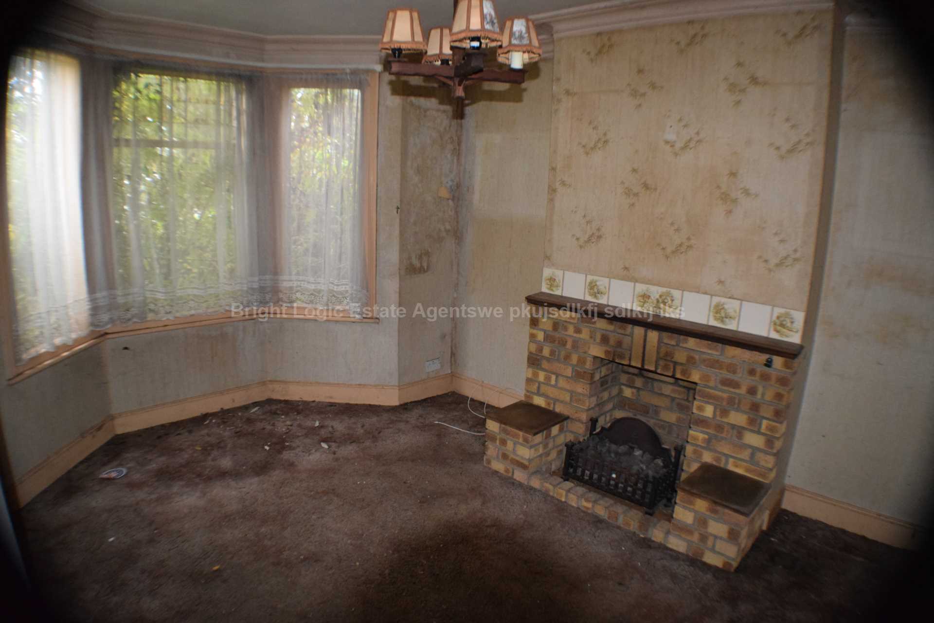 Wakering Road, Shoeburyness, SS3 9TN, Image 2