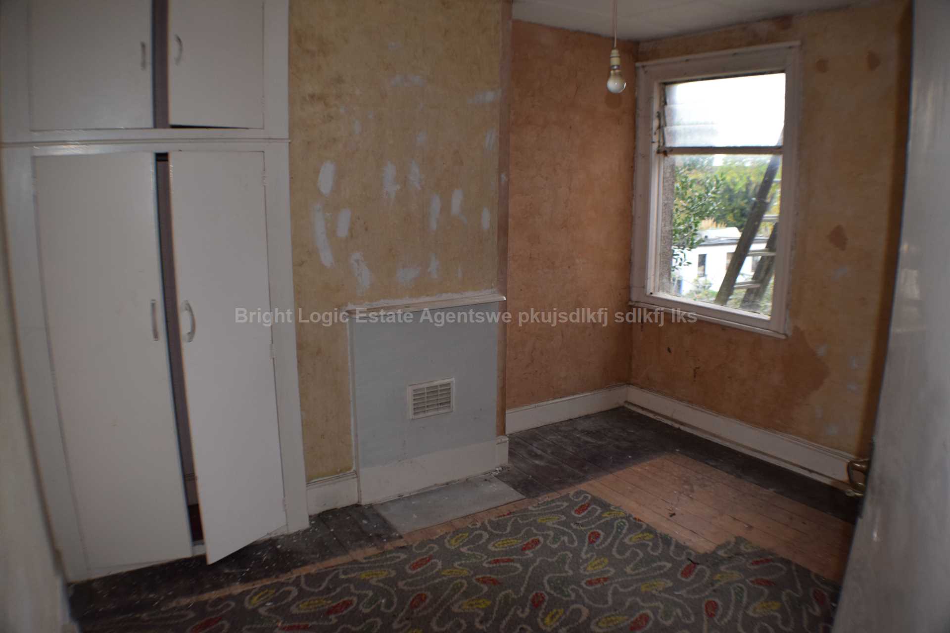 Wakering Road, Shoeburyness, SS3 9TN, Image 7