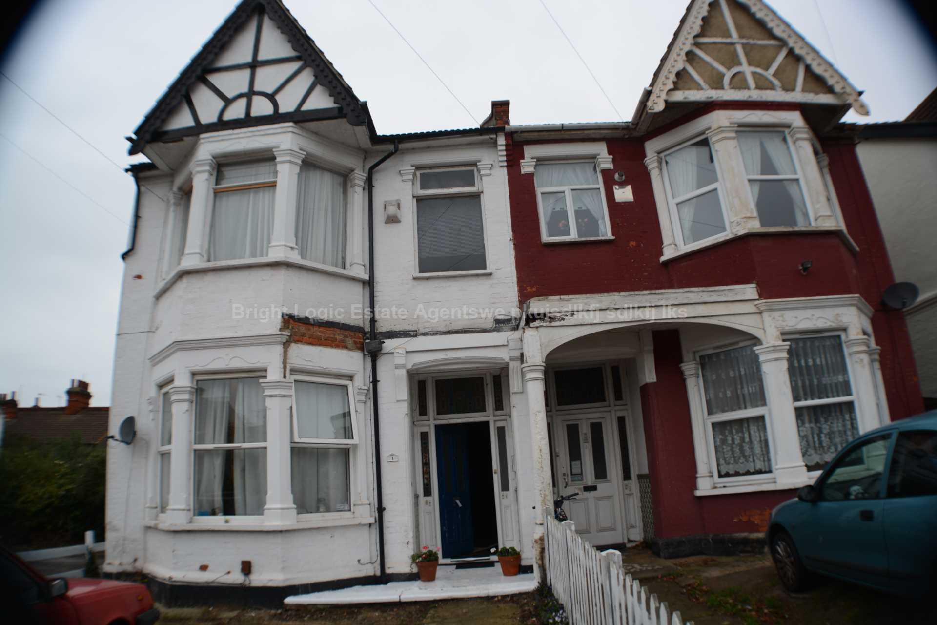 Satanita Road, Westcliff On Sea, SS0 8DD, Image 1