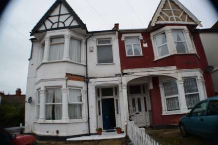 Satanita Road, Westcliff On Sea, SS0 8DD, Image 1