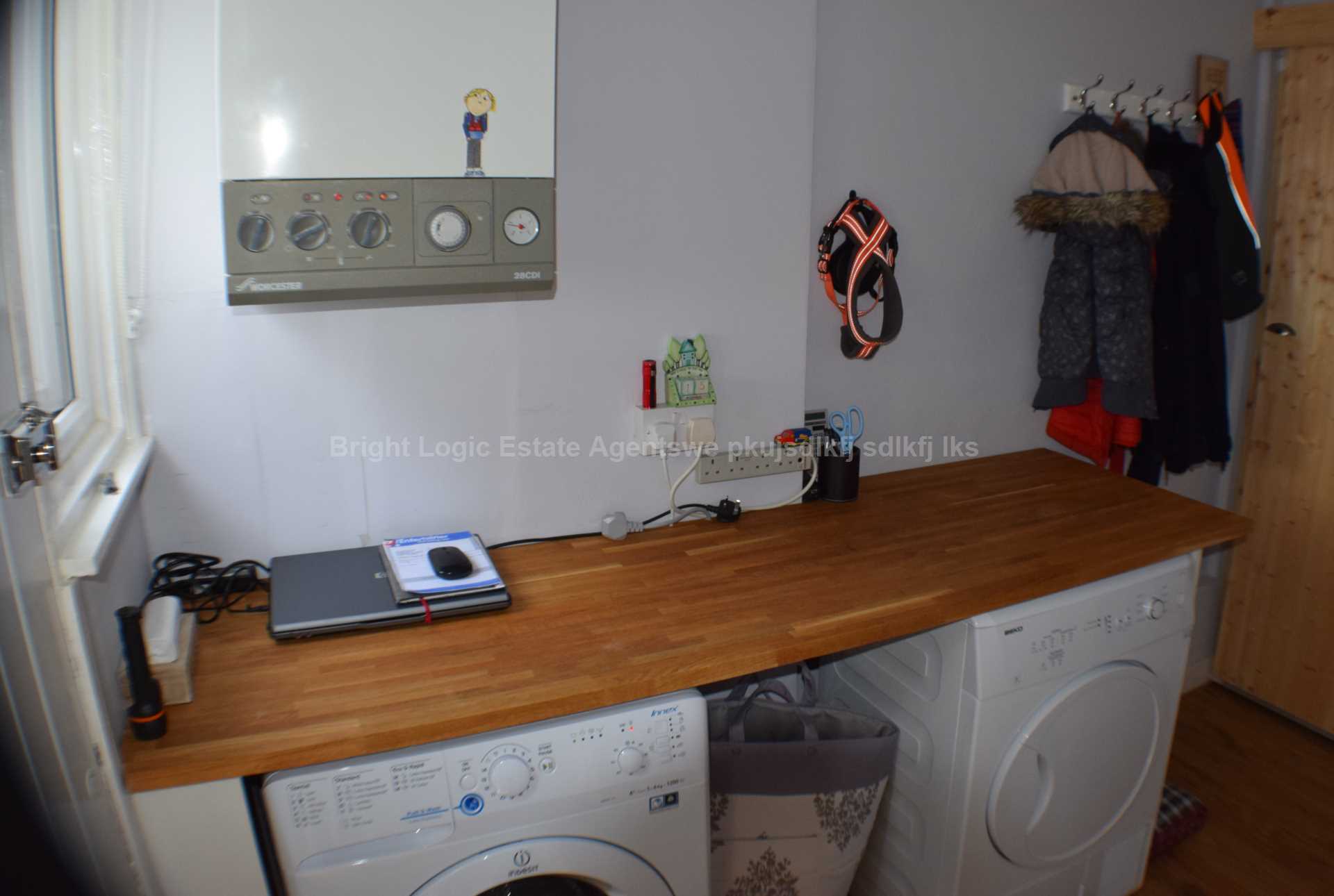 Christmas Cottage, 295 Harwich Road, CO16 9PZ, Image 8