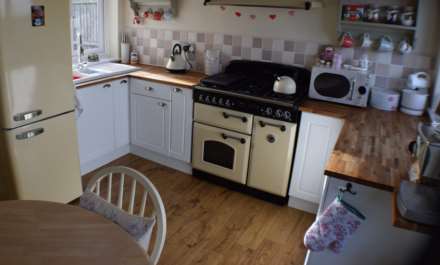 Christmas Cottage, 295 Harwich Road, CO16 9PZ, Image 3