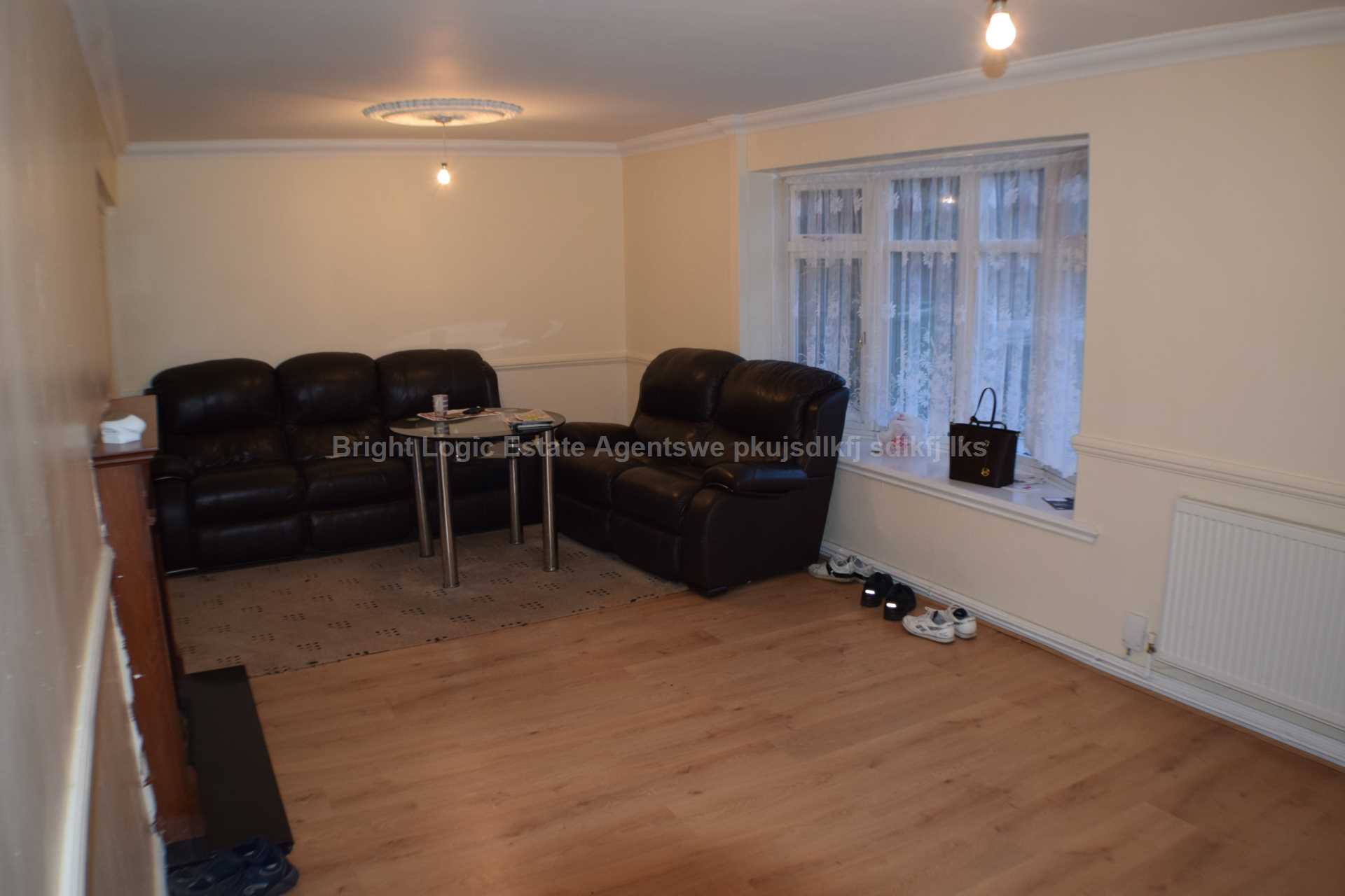 Trimley Close, Basildon, SS14 2HJ, Image 3