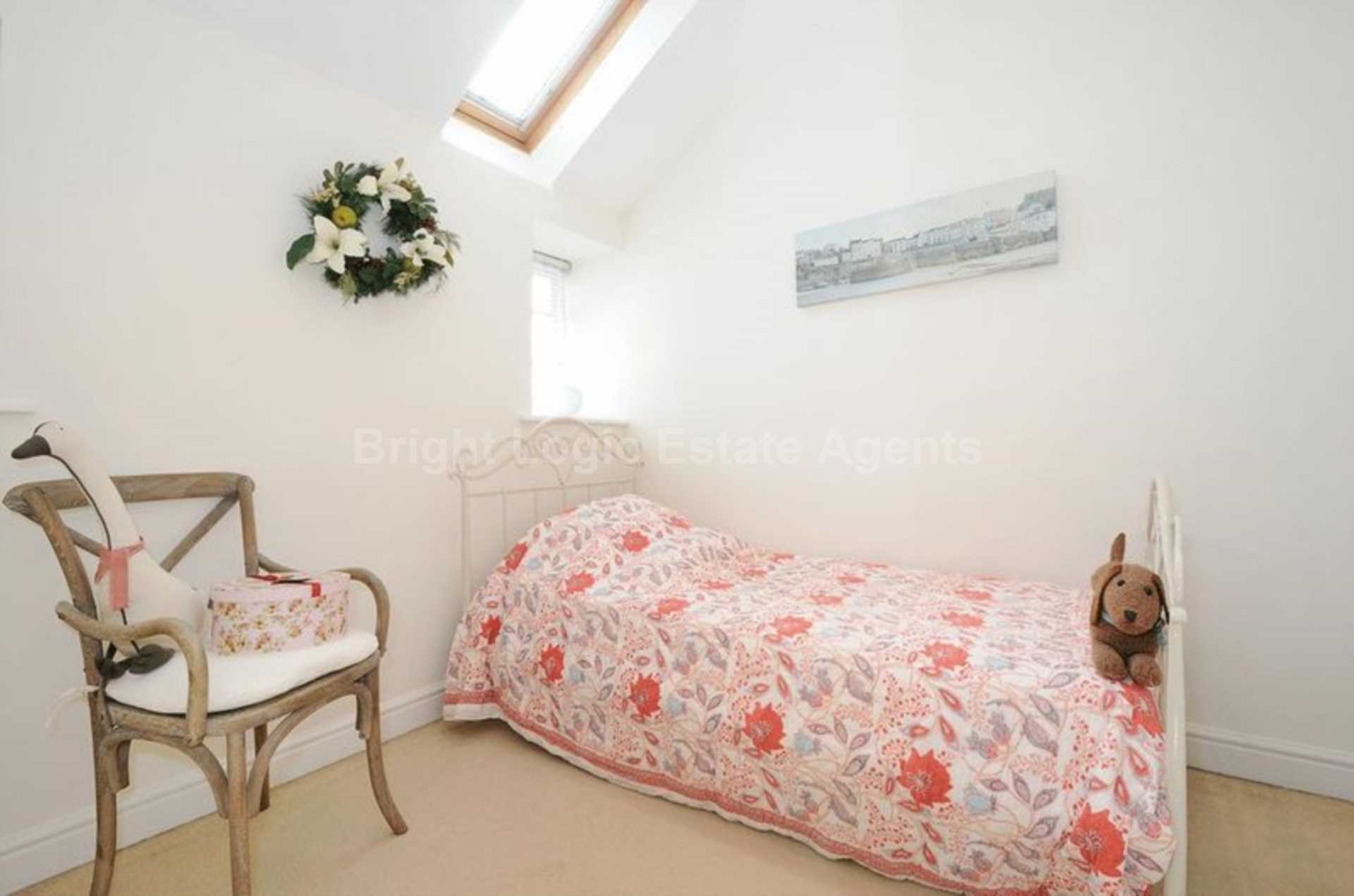 New Road, Didcot, OX11, Image 8