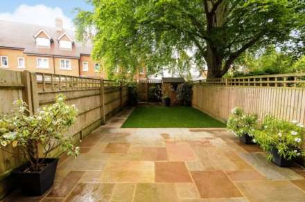 New Road, Didcot, OX11, Image 1