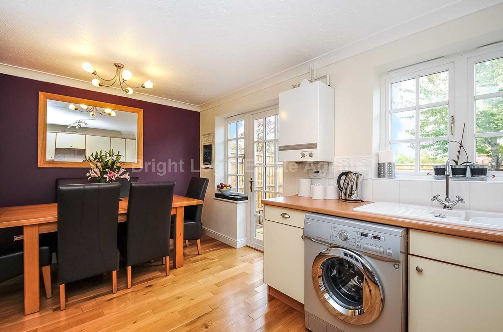 High Street, Didcot, OX11, Image 20