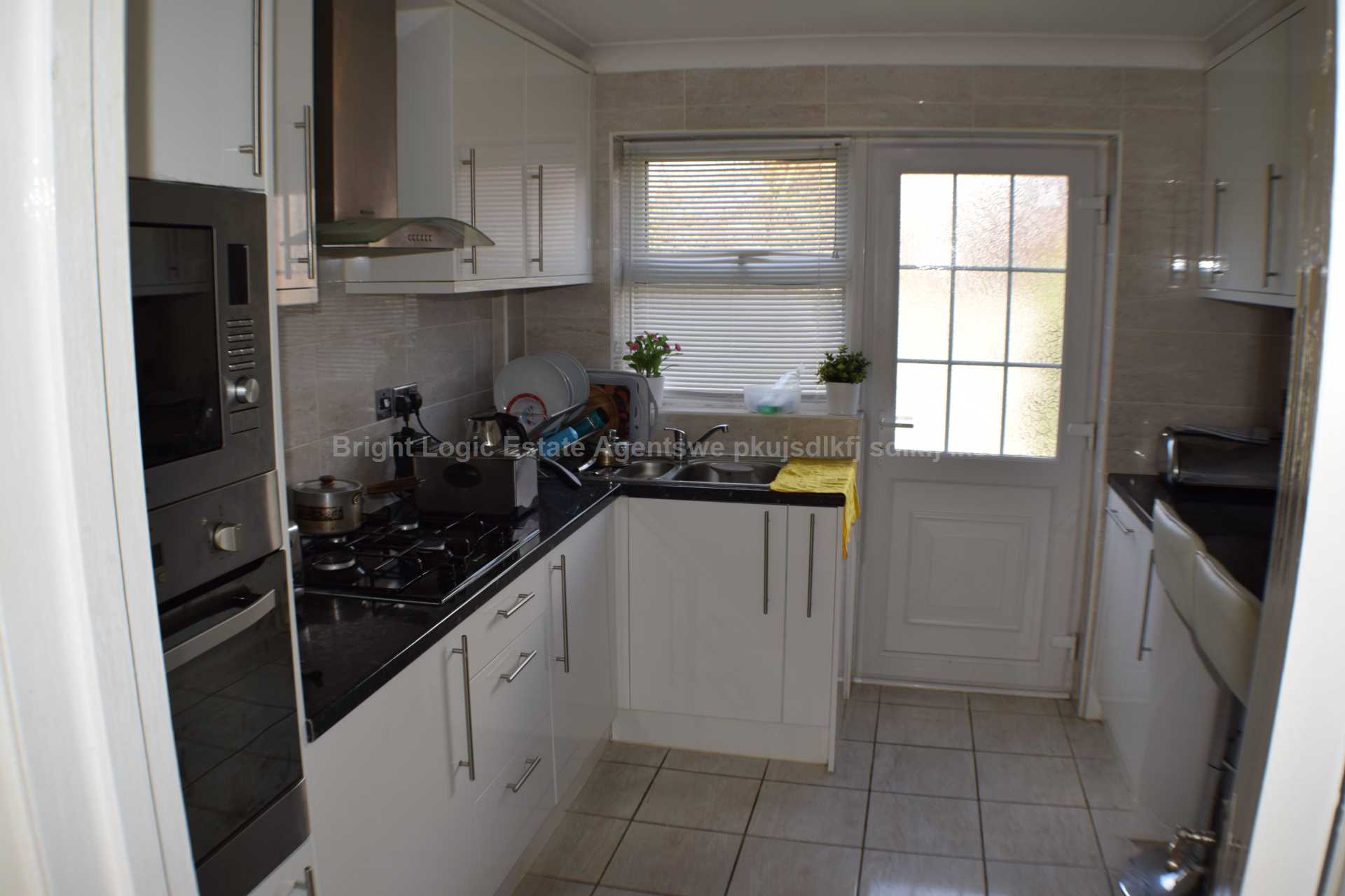 Sherbourne Drive, Basildon, SS13 1RH, Image 4