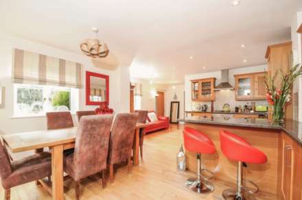 Harrow Road, Brent, HA9 6QL, Image 172