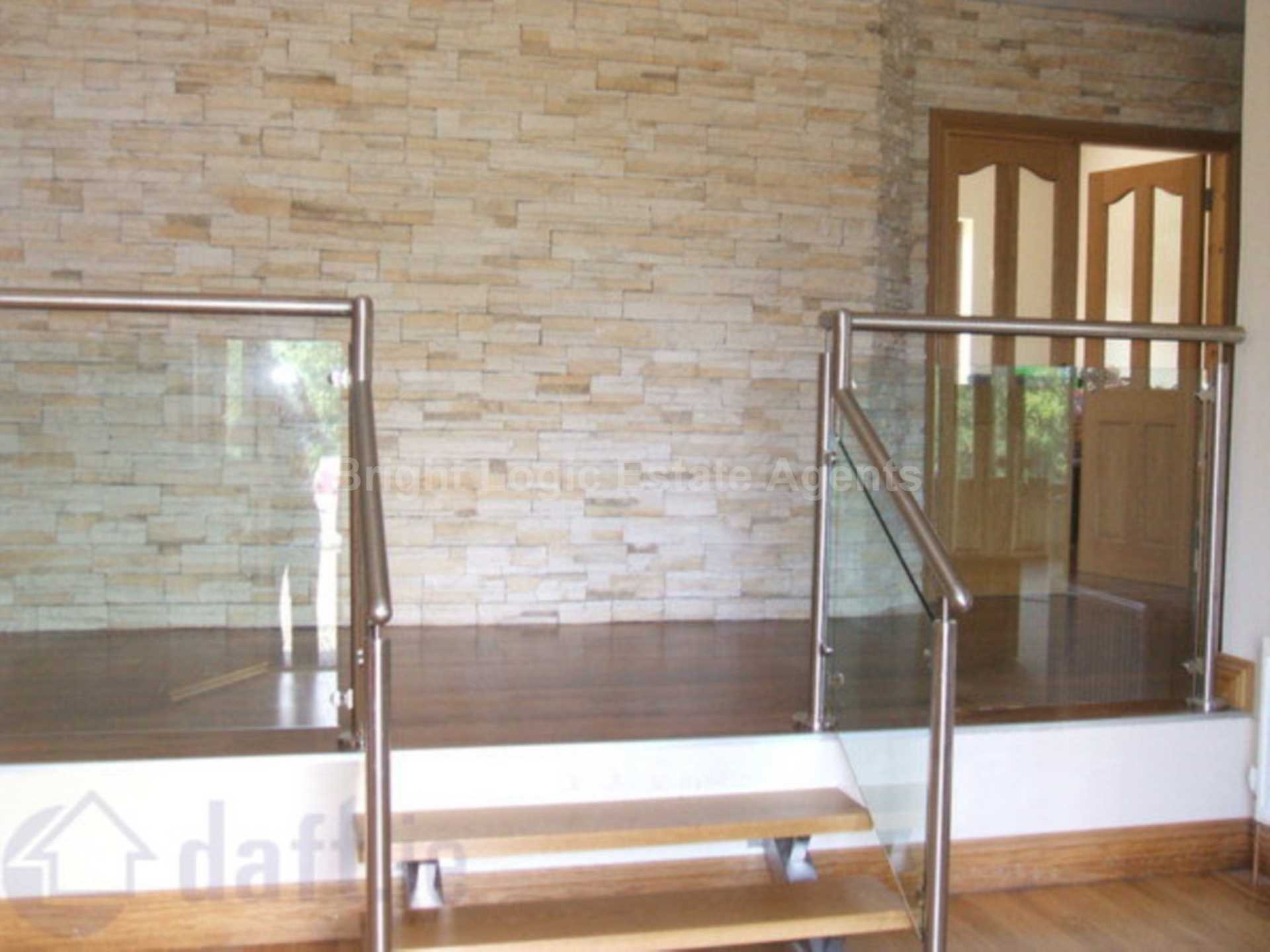 Test Test Test, Test Test Test, OX10 9xx, Image 2