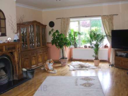 Headstone Lane, Harrow, HA2 6JS, Image 15