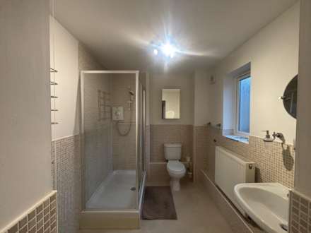 Little Paxton, Image 10