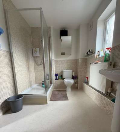 Little Paxton, Image 8