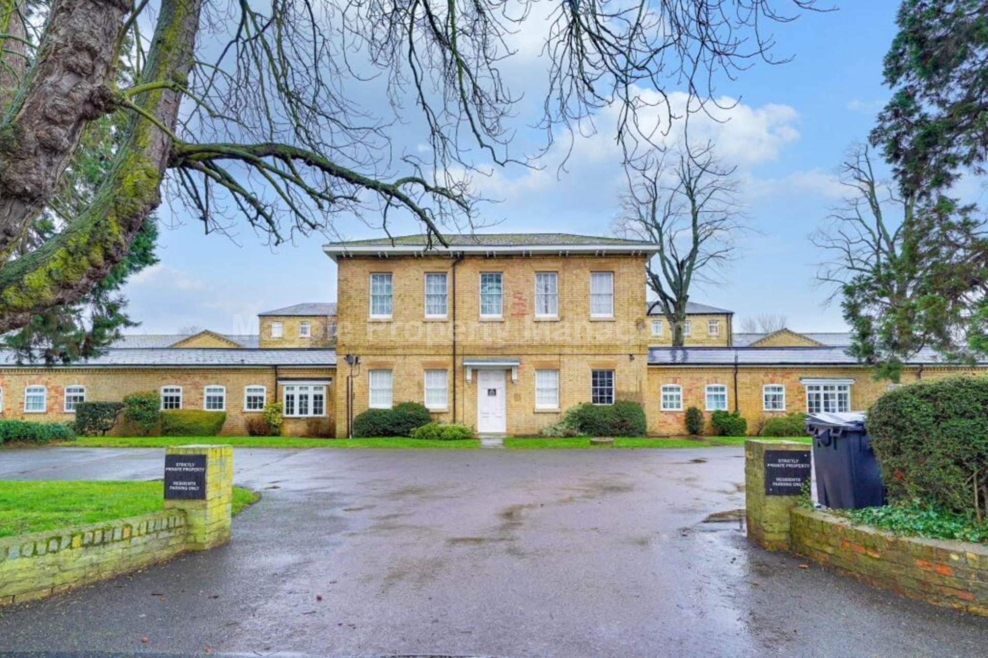 St Neots, Image 1