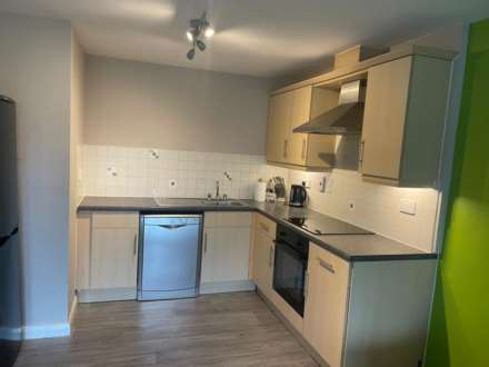 Connaught Heights, New Road, Hillingdon, Image 7