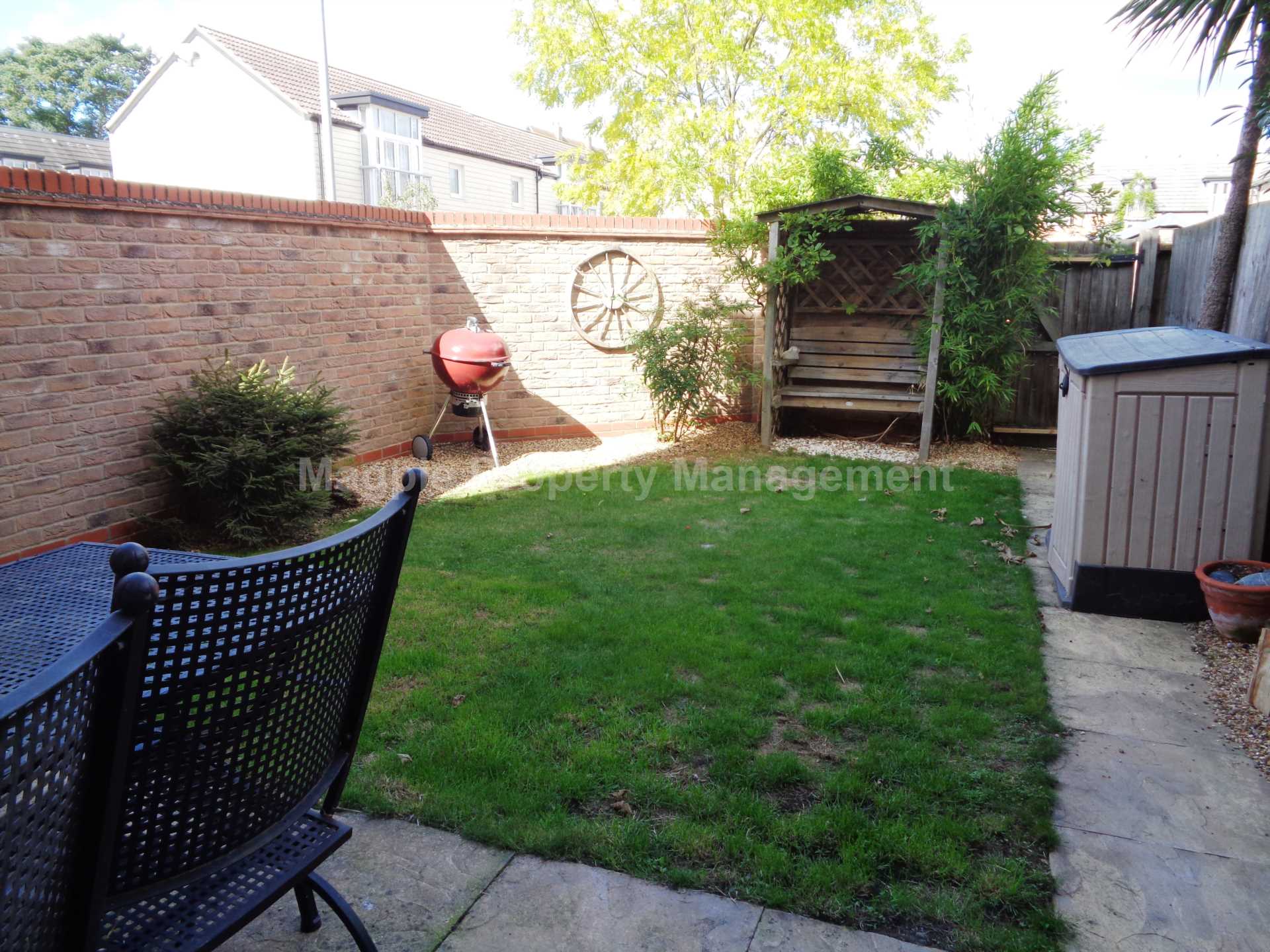 Little Paxton, Image 28