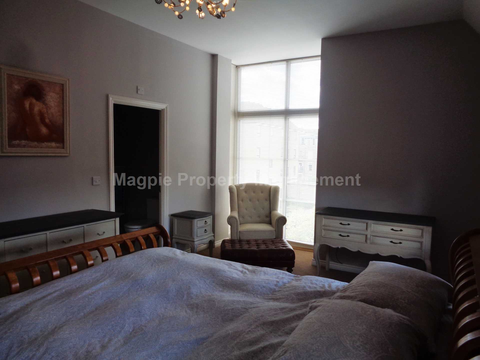 Little Paxton, Image 4