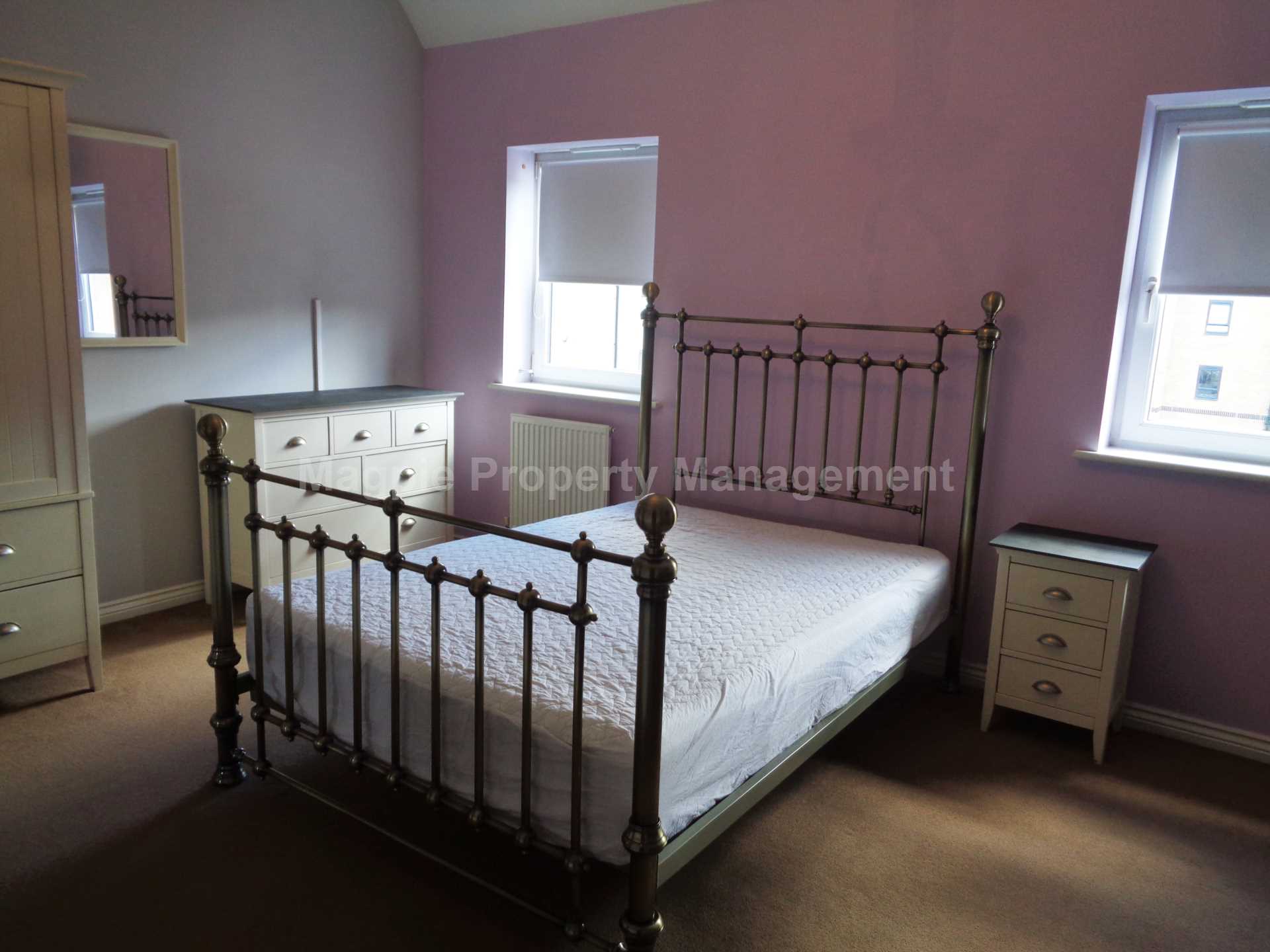 Little Paxton, Image 6