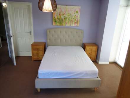 Little Paxton, Image 17