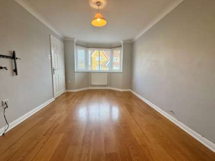Hawkesford Way, St Neots, Image 11