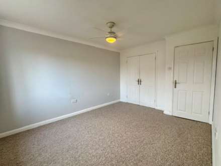 Hawkesford Way, St Neots, Image 17