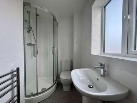 Hawkesford Way, St Neots, Image 18