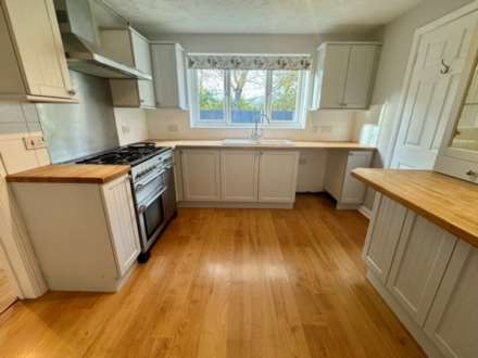 Hawkesford Way, St Neots, Image 2