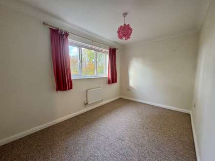Hawkesford Way, St Neots, Image 21