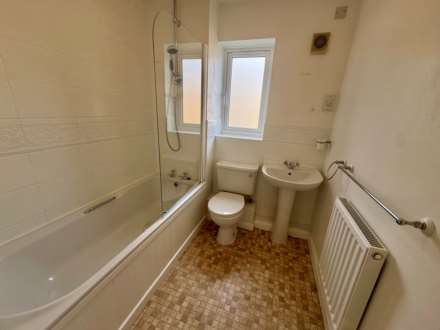 Hawkesford Way, St Neots, Image 23