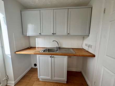 Hawkesford Way, St Neots, Image 7