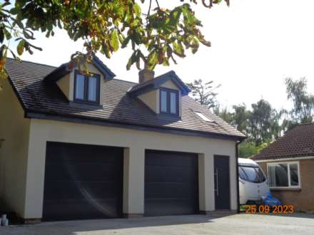 **ALL BILLS INCLUDED**, Eaton Socon, Image 1