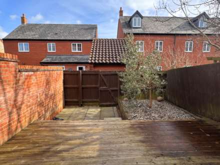Eynesbury **HOUSE SHARE, BILLS INCLUDED**, Image 5