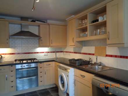Eynesbury **HOUSE SHARE, BILLS INCLUDED**, Image 9