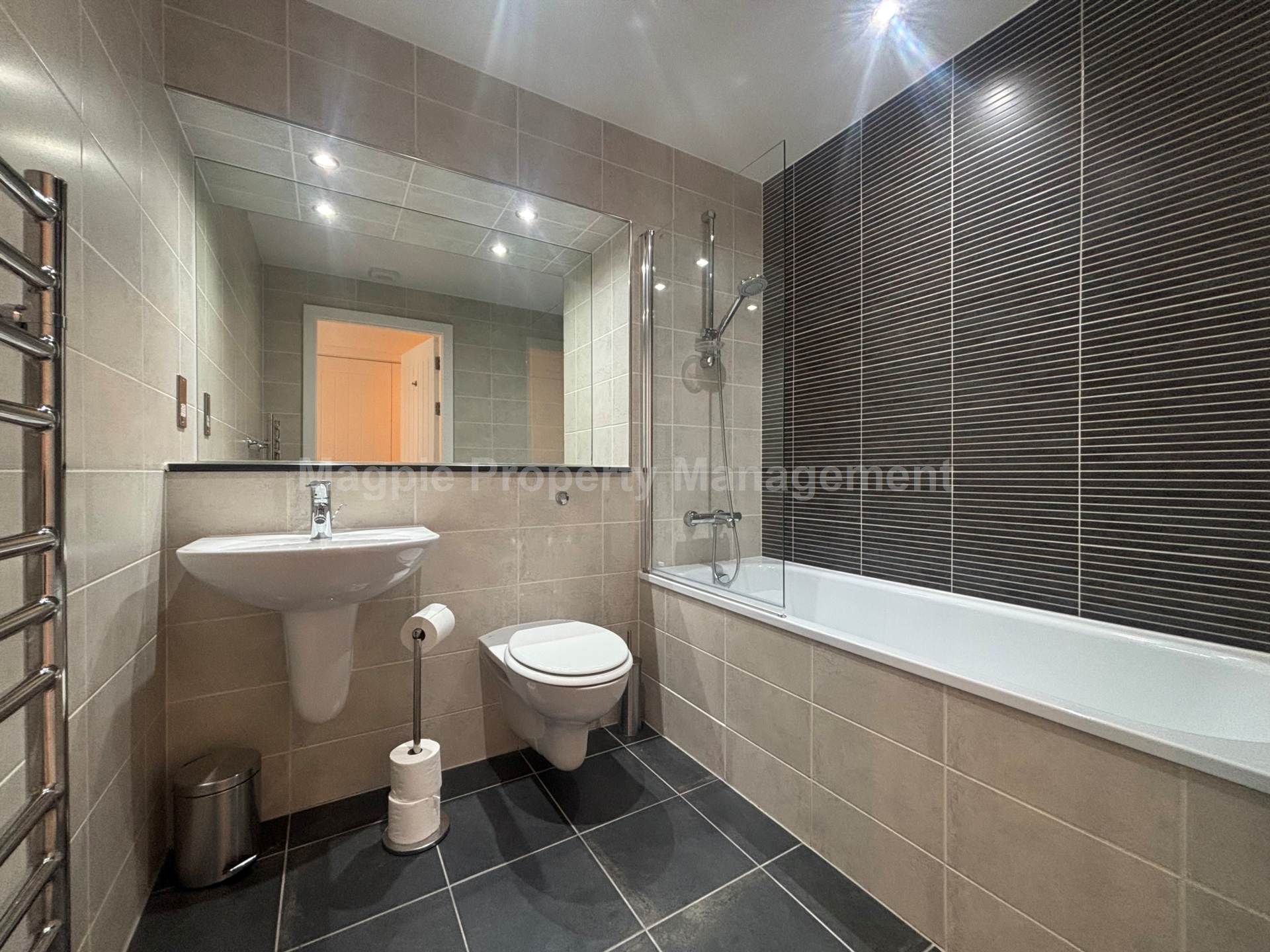 Bury, Image 12