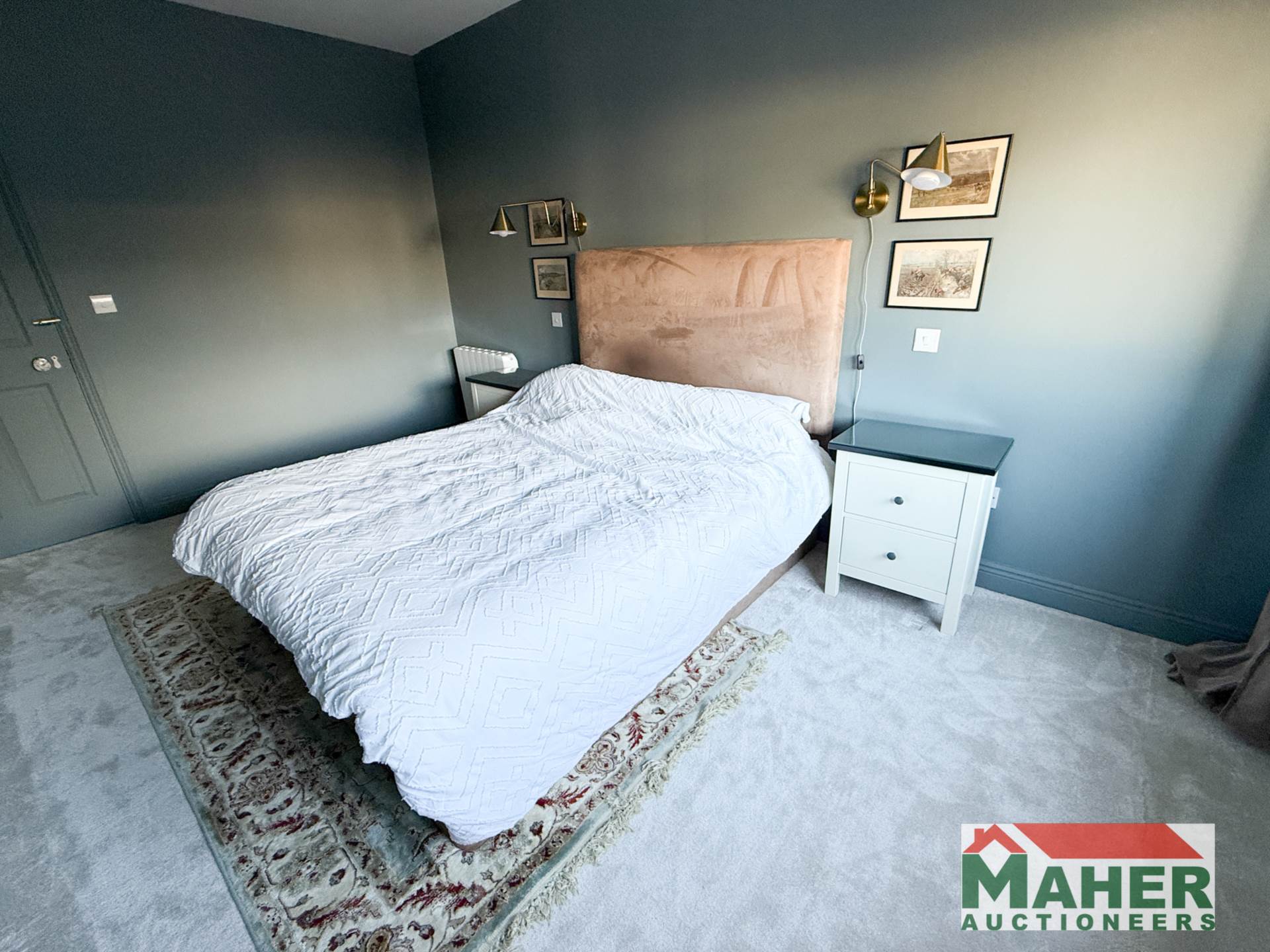 10 Main Street, Cashel