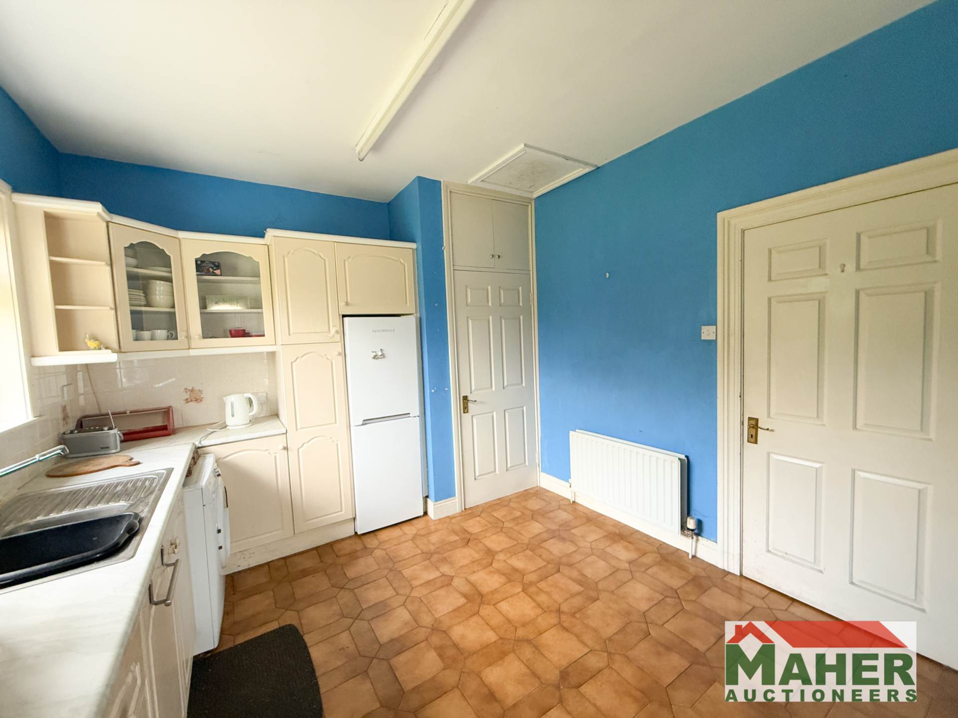 Four Winds, Holycross