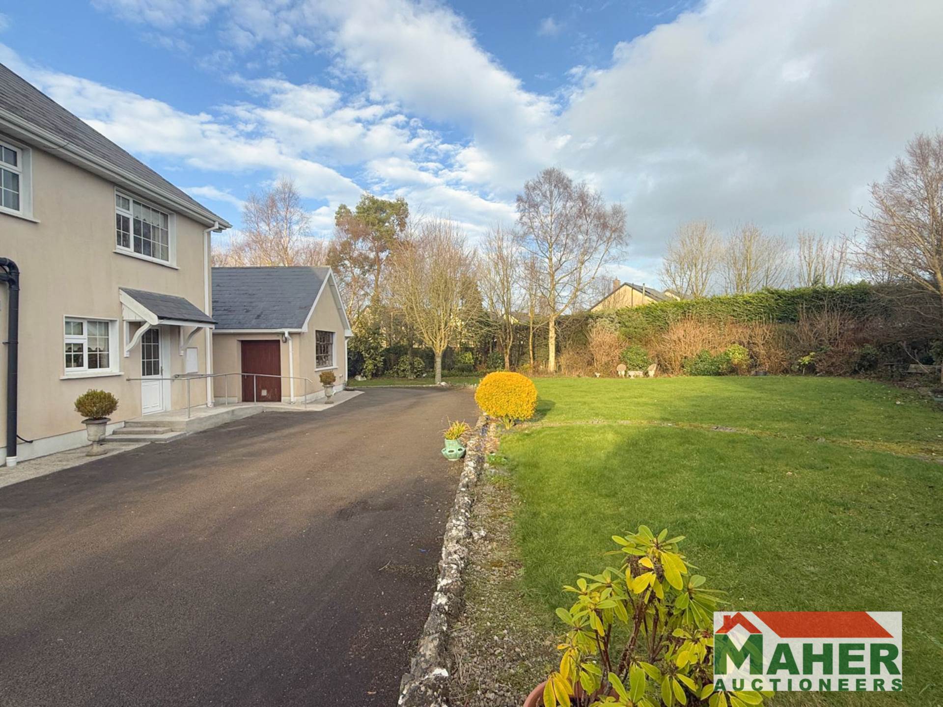Rahard Lodge, Dualla Rd, Cashel