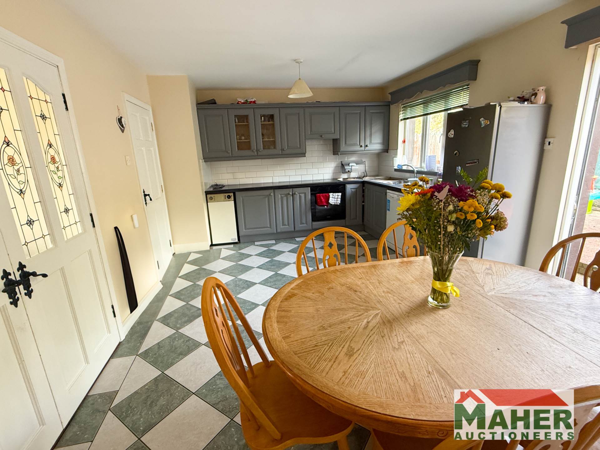 7 Mill Hollow, Cashel, Co. Tipperary E25 YX37 7 Mill Hollow, Cashel, Co. Tipperary E25 YX37