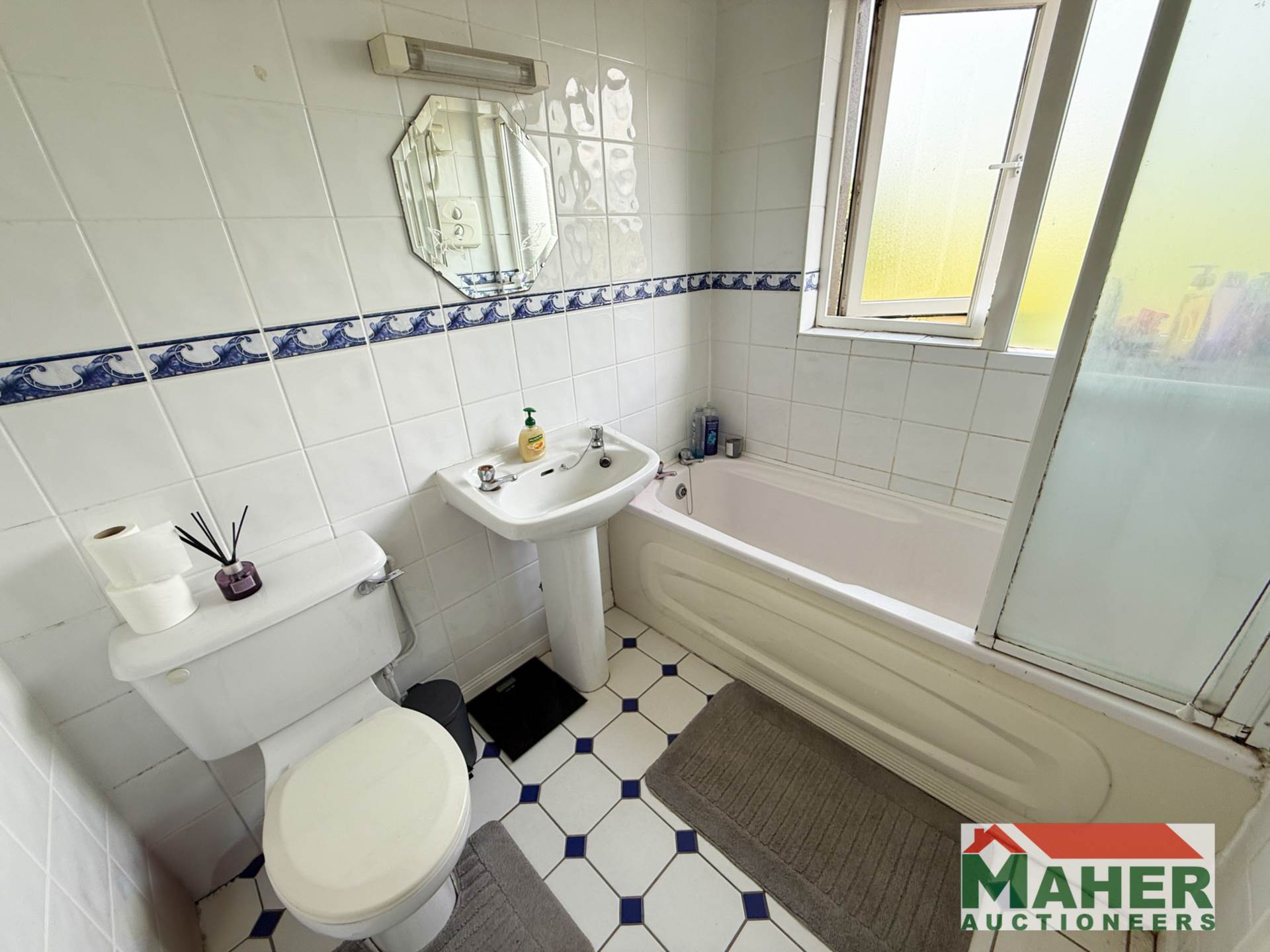 7 Mill Hollow, Cashel, Co. Tipperary E25 YX37 7 Mill Hollow, Cashel, Co. Tipperary E25 YX37