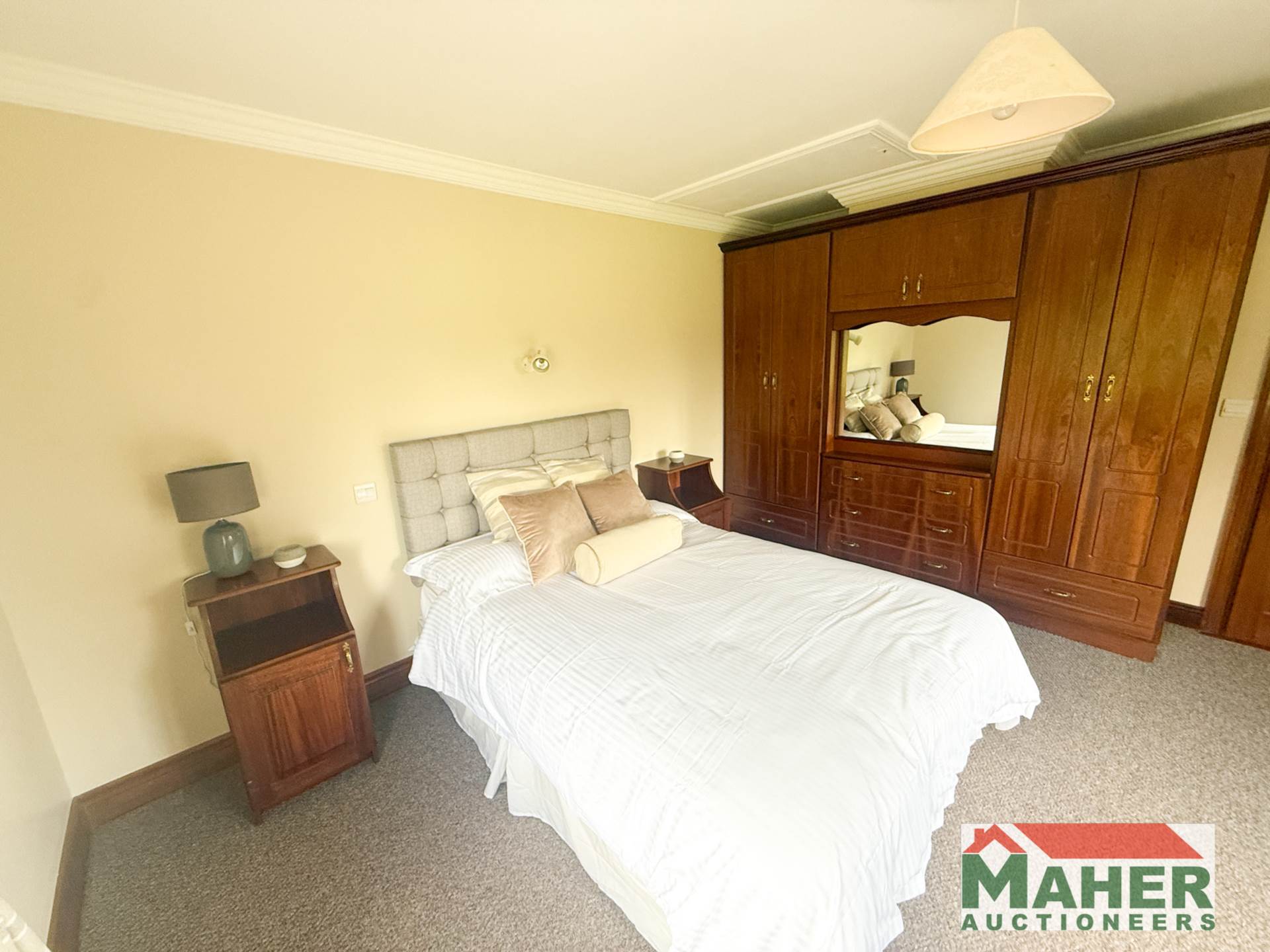 Coolnacussane, Dundrum, Co. Tipperary Coolnacussane, Dundrum, Co. Tipperary