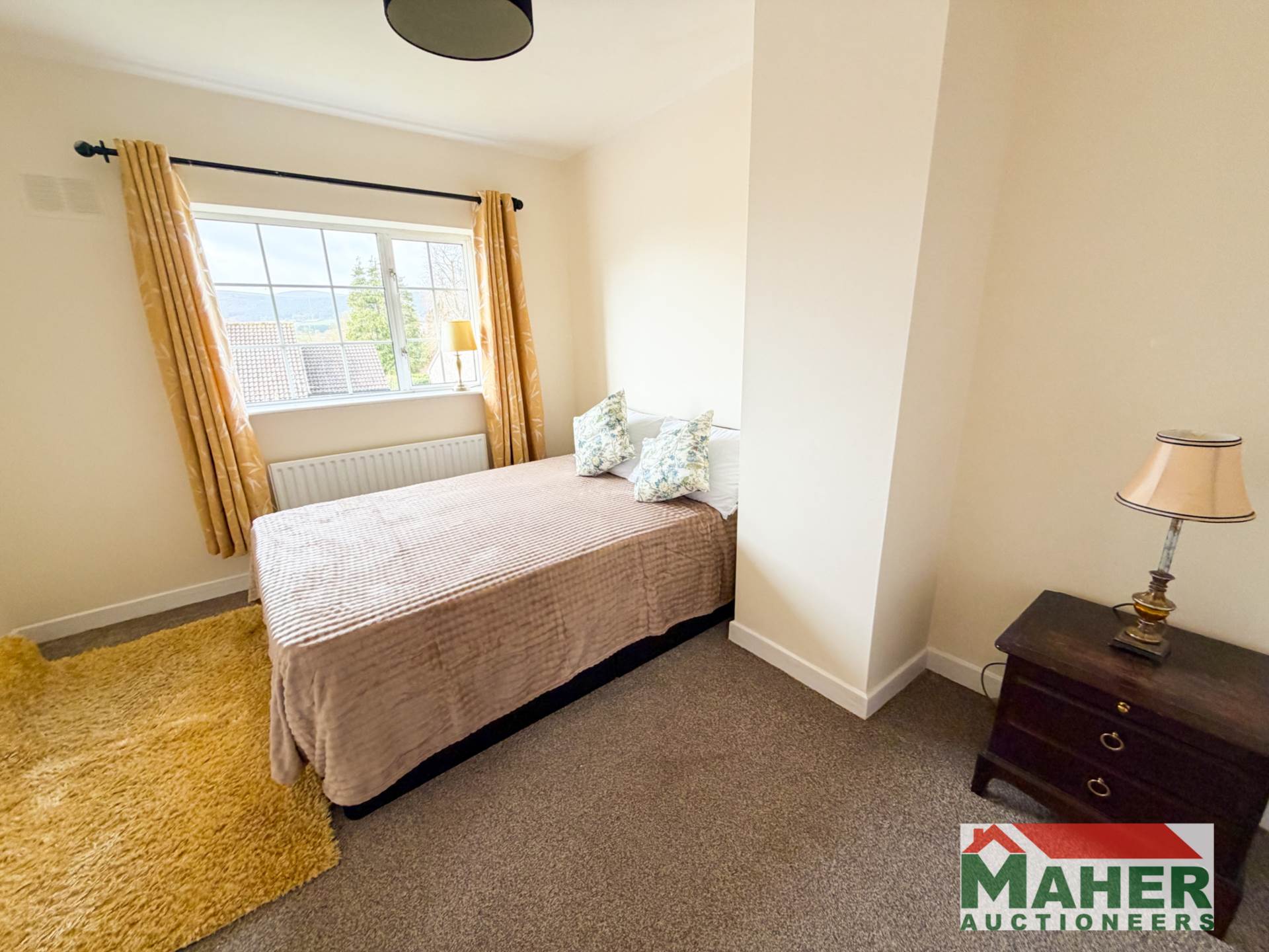 16 College Court, Cahir E21 FA02 16 College Court, Cahir E21 FA02